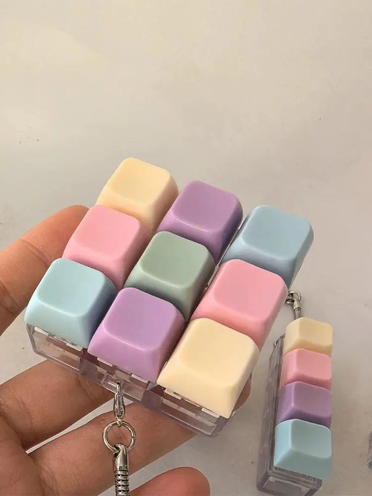 Mini Keyboard Fidget Toy – Clicky Keycap Stress Relief Keychain